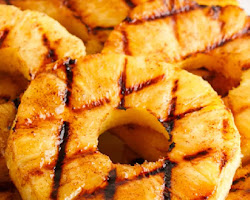 Grilled pineapple slice