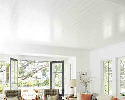 Vintage furniture in a living room